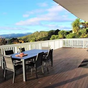 Serenity Views , Rotorua New Zealand